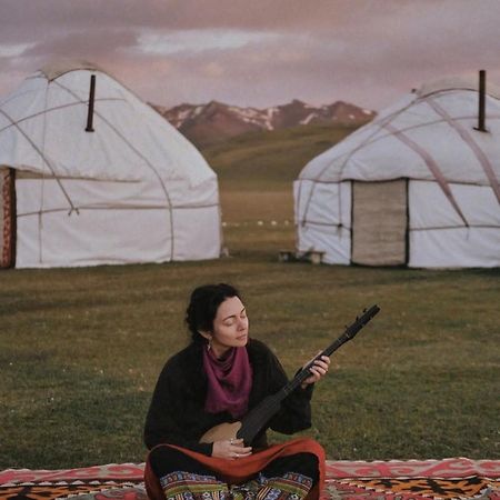Zalkar Yurt Camp Hotel Song-Kul Kültér fotó
