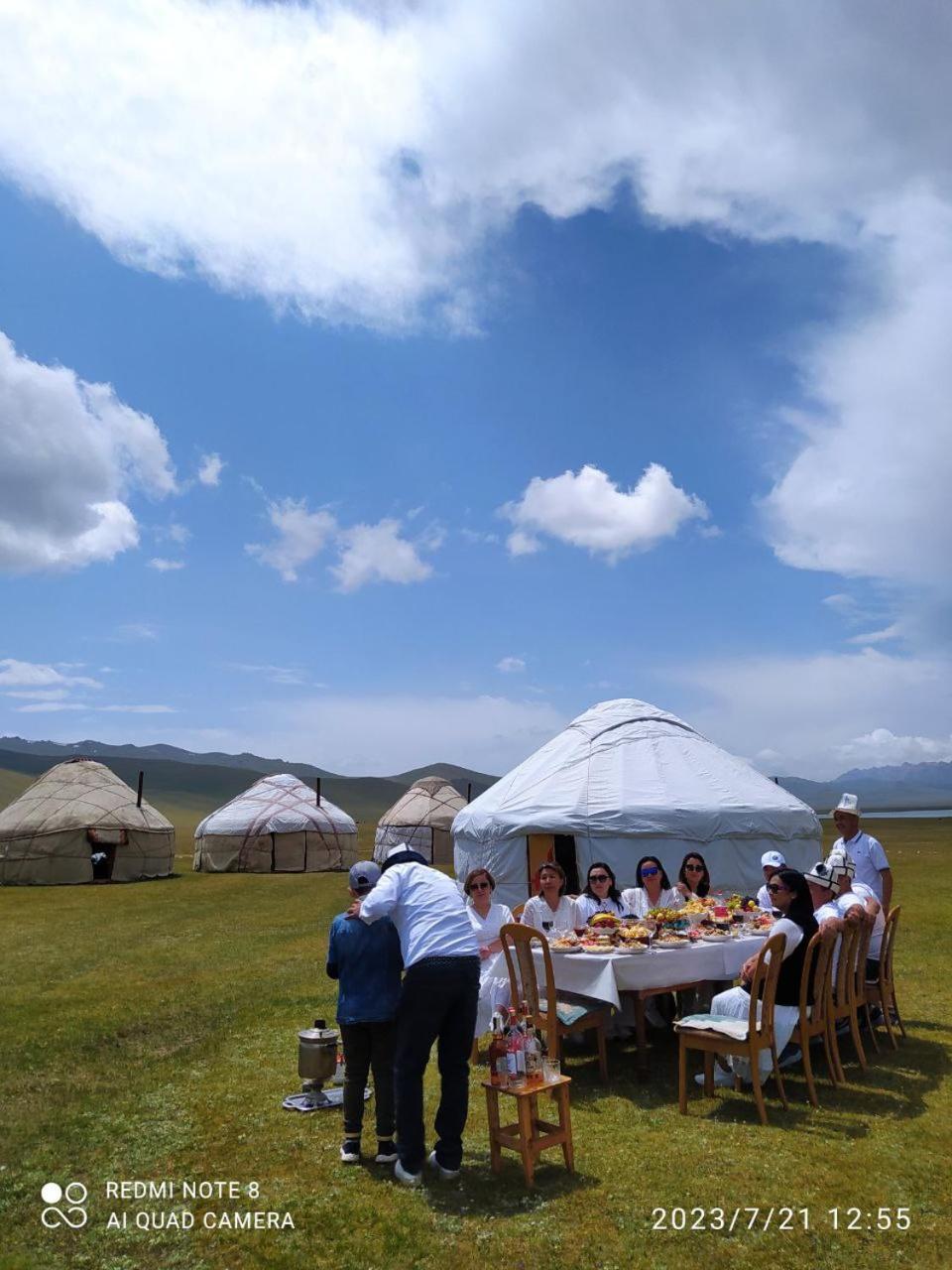 Zalkar Yurt Camp Hotel Song-Kul Kültér fotó