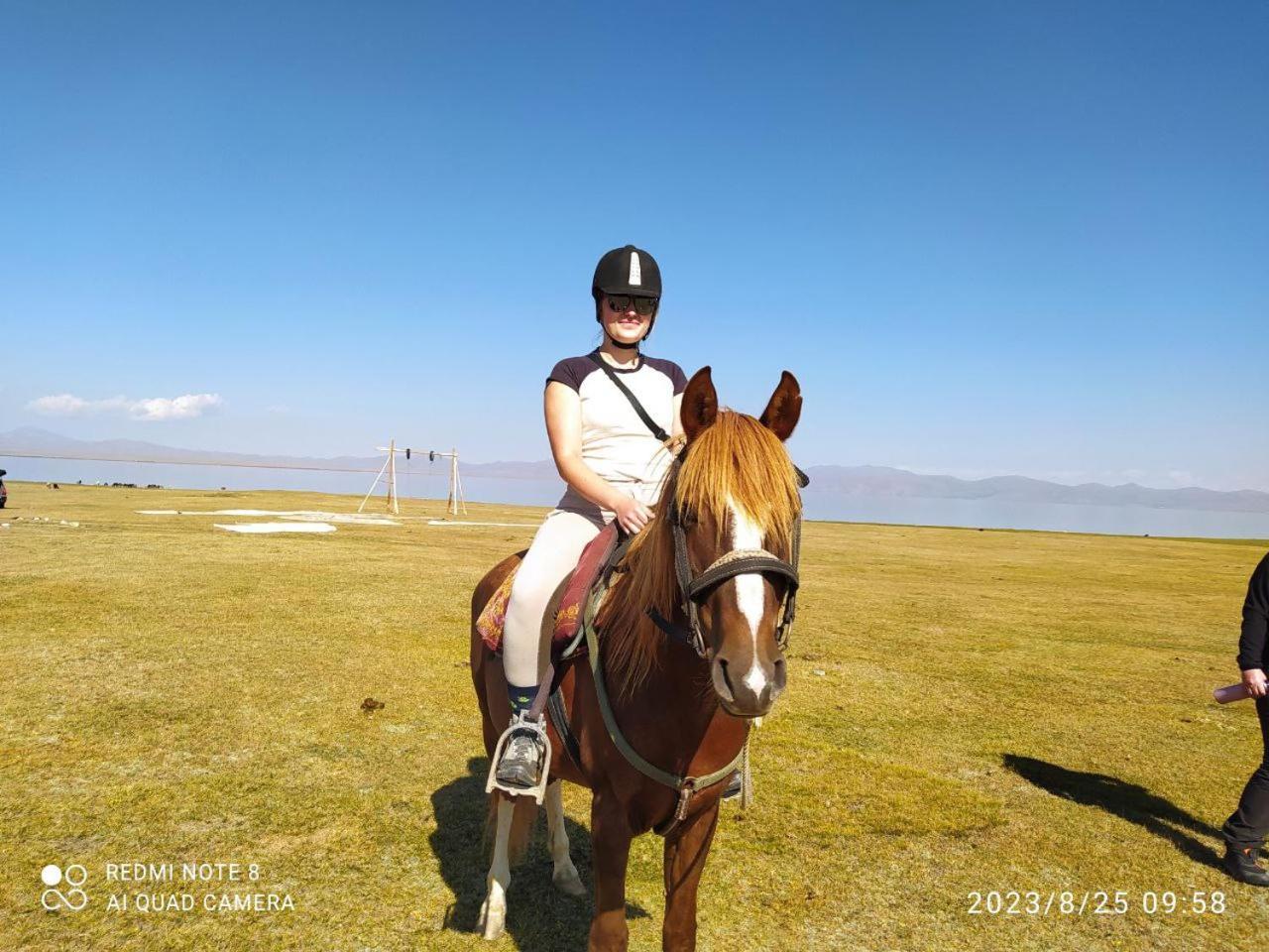 Zalkar Yurt Camp Hotel Song-Kul Kültér fotó