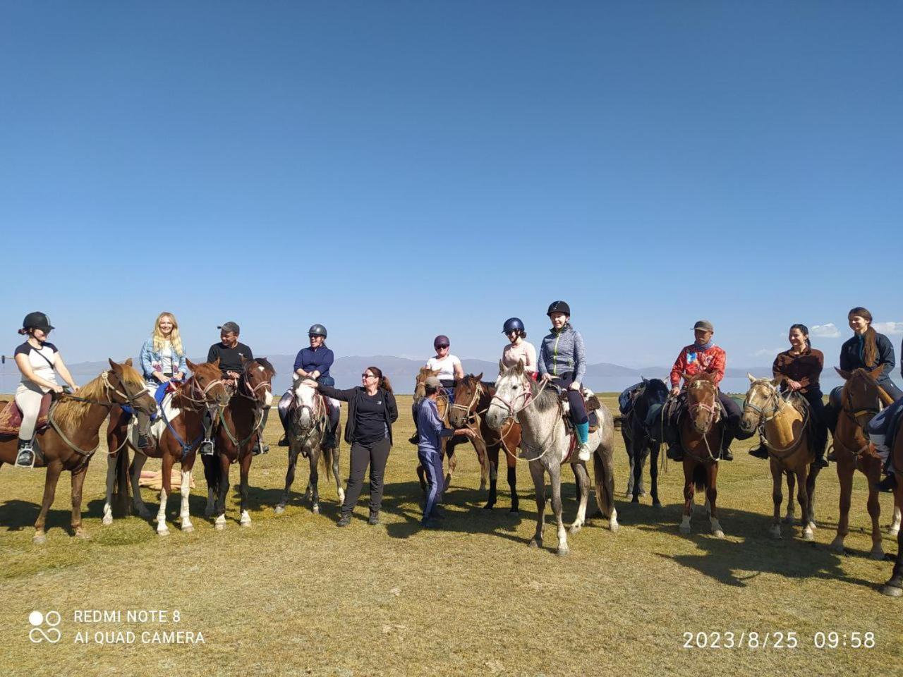 Zalkar Yurt Camp Hotel Song-Kul Kültér fotó