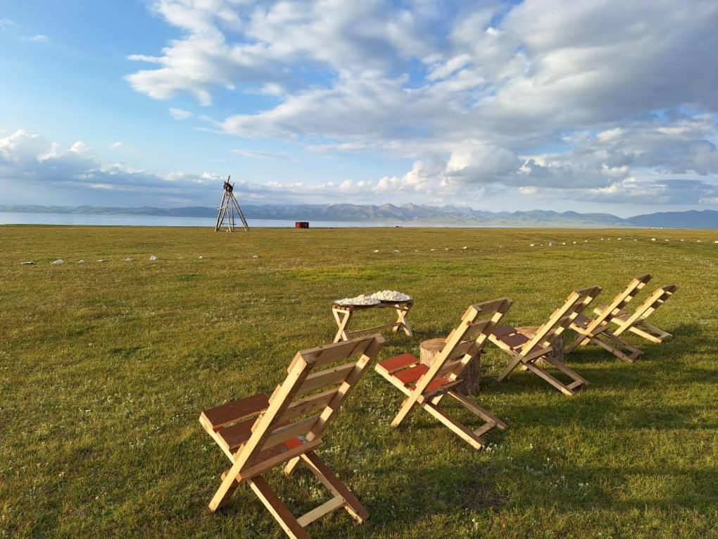 Zalkar Yurt Camp Hotel Song-Kul Kültér fotó