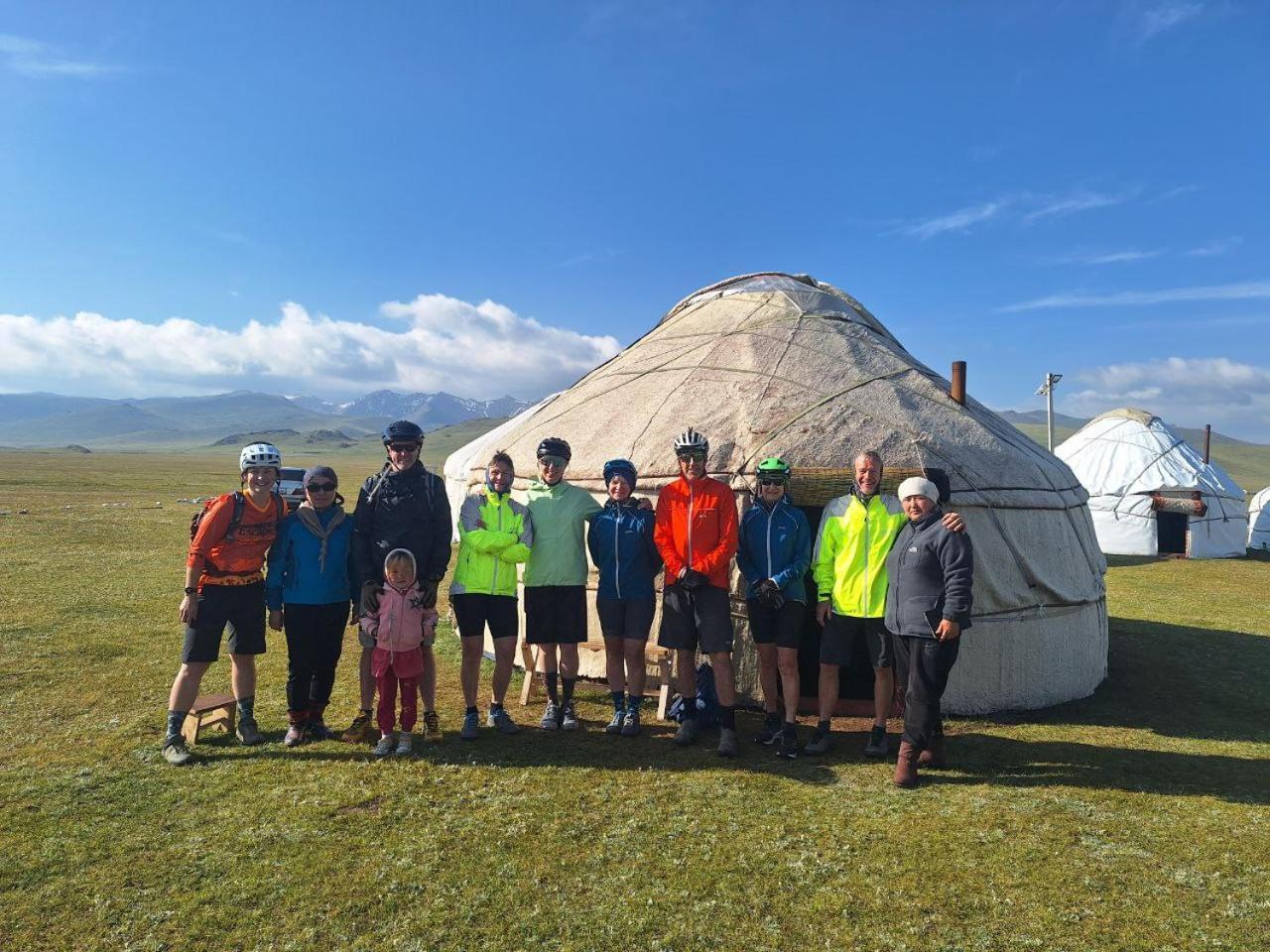 Zalkar Yurt Camp Hotel Song-Kul Kültér fotó