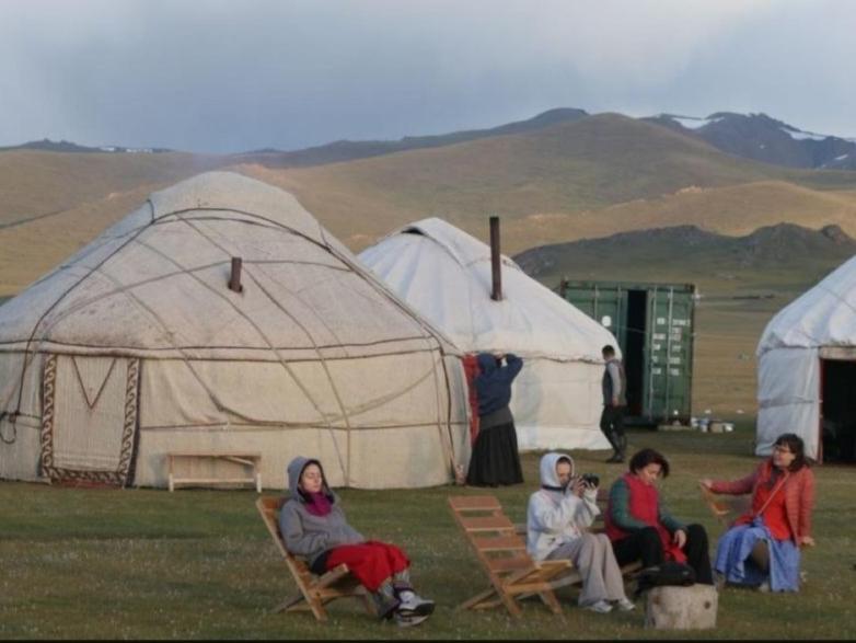 Zalkar Yurt Camp Hotel Song-Kul Kültér fotó